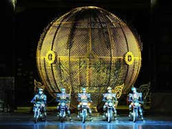 Espetaculo no Teatro Chaoyang